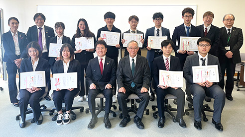 第18回 奨学金プログラム 静岡産業大学 奨学金授与式 写真
