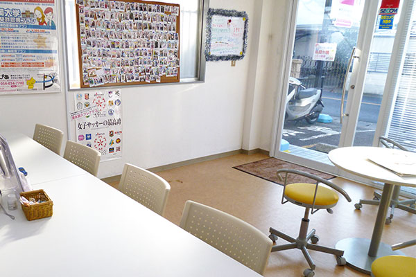 店内受付カウンター【写真】